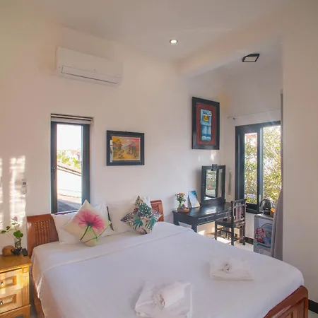 Sophia Homestay Hoi An Exterior photo